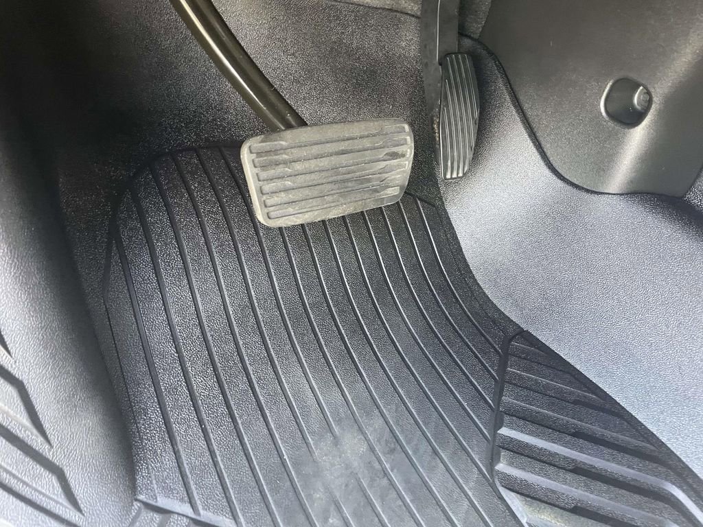 Used 2020 Chevrolet Silverado 1500 Custom Trail Boss w/ Custom Convenience Package image 14