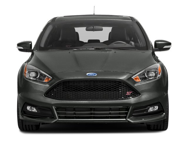 Used 2017 Ford Focus ST FWD image 4