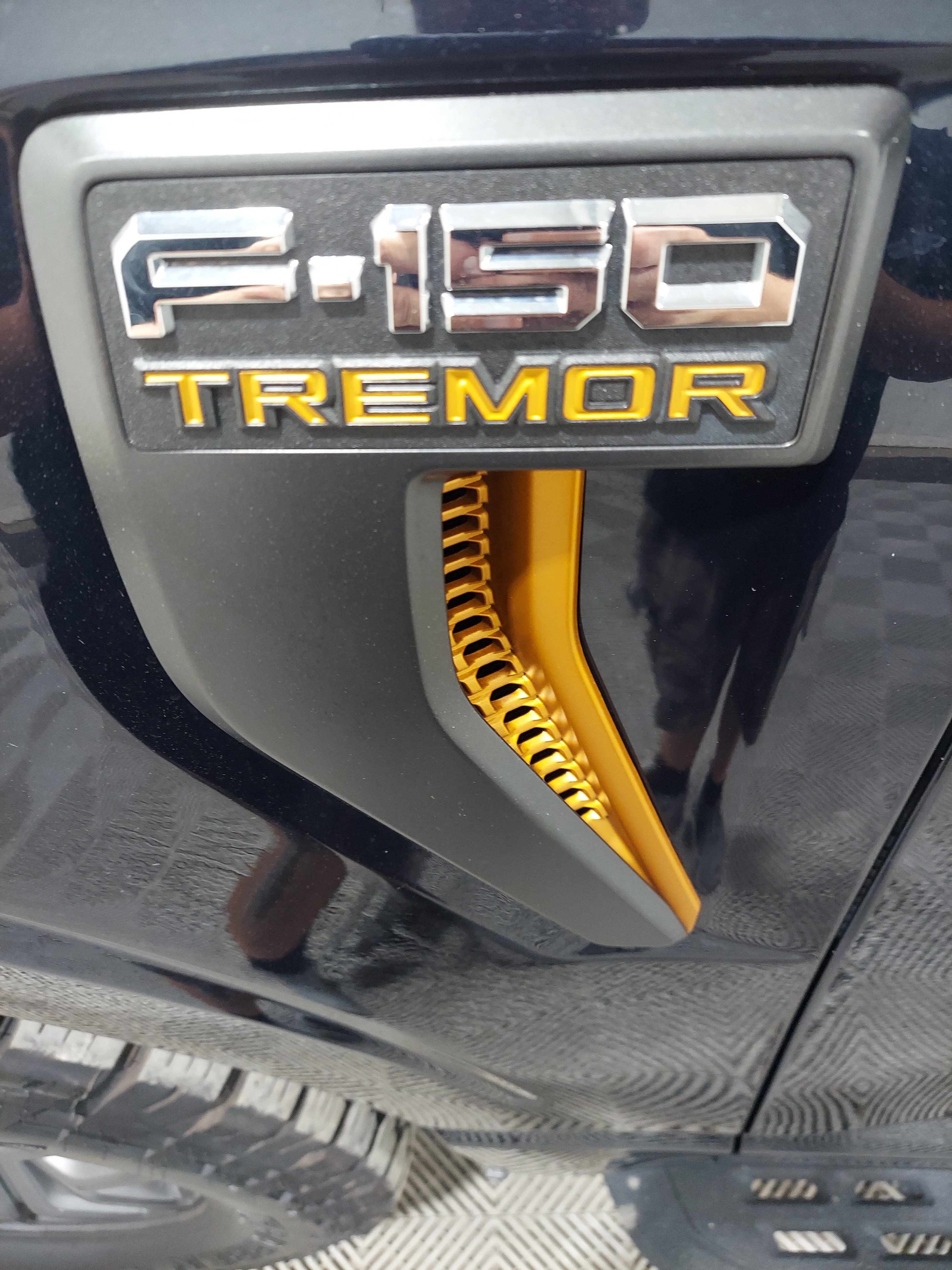 Used 2025 Ford F150 Tremor w/ Equipment Group 402A High AWD/4WD image 5