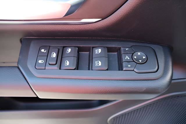 New 2026 RAM 1500 4x4 Crew Cab image 17