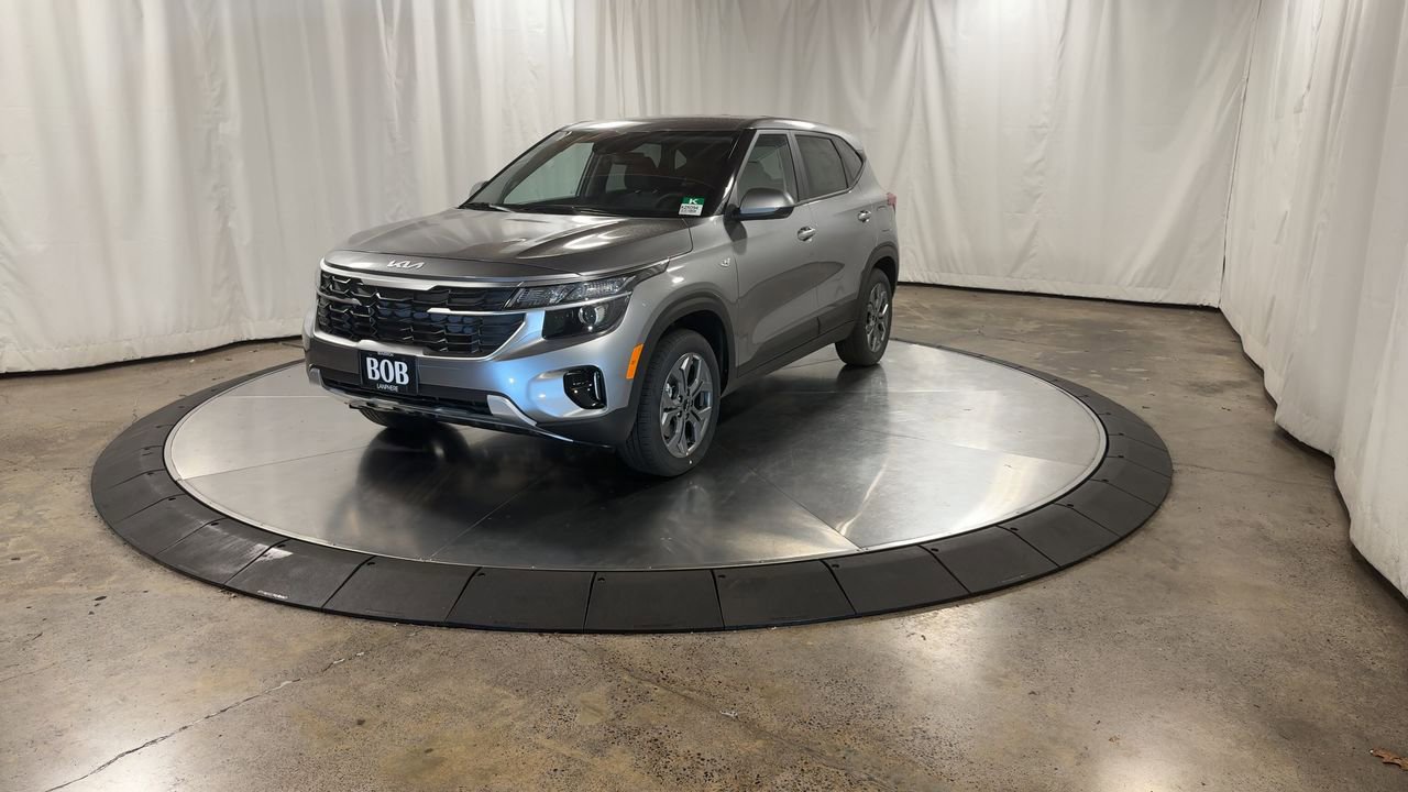 New 2026 Kia Seltos LX image 4