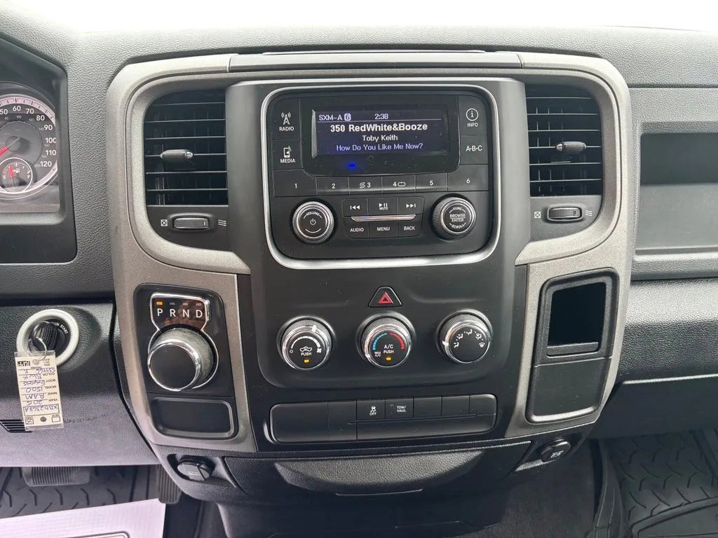 Used 2015 RAM 1500 Express RWD image 15