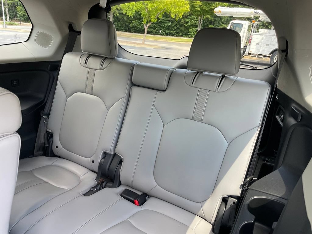 Certified 2025 Honda Pilot Touring image 45