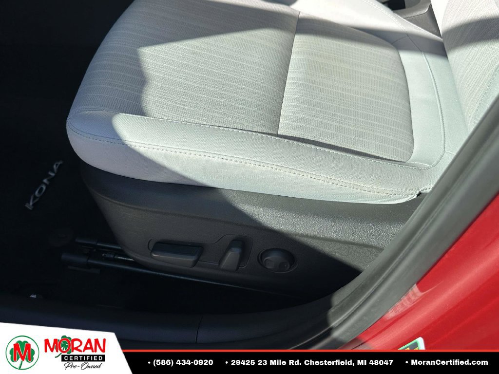 Used 2023 Hyundai Kona SEL w/ Cargo Package AWD/4WD image 18