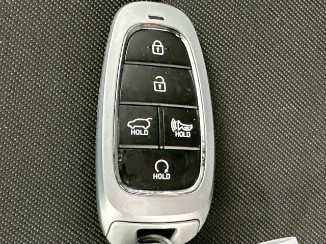 Used 2023 Hyundai Tucson Blue AWD/4WD image 16