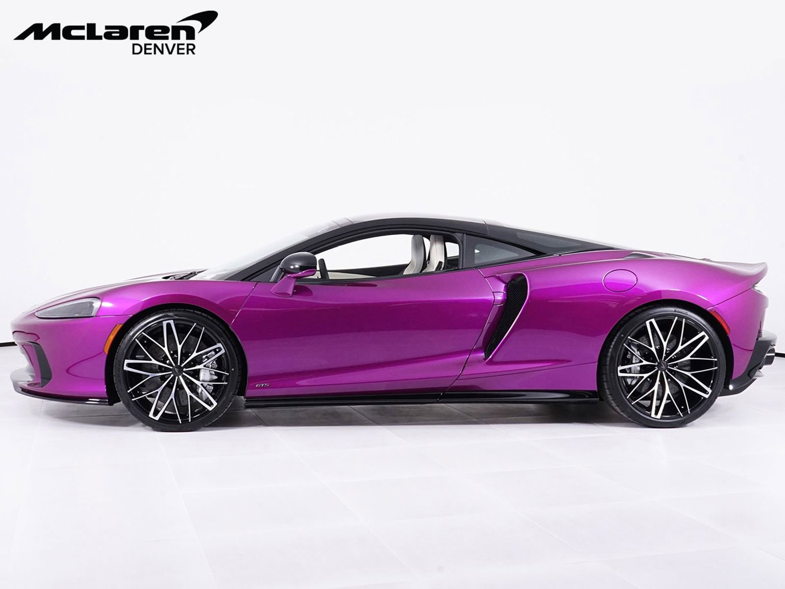 New 2026 McLaren GTS RWD image 2