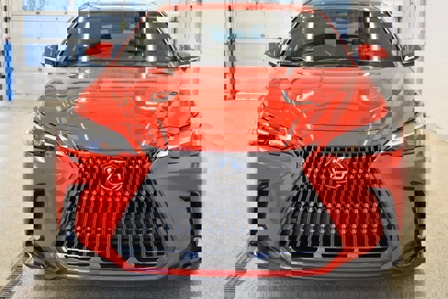 Used 2024 Lexus NX 350h AWD w/ Premium Package image 3