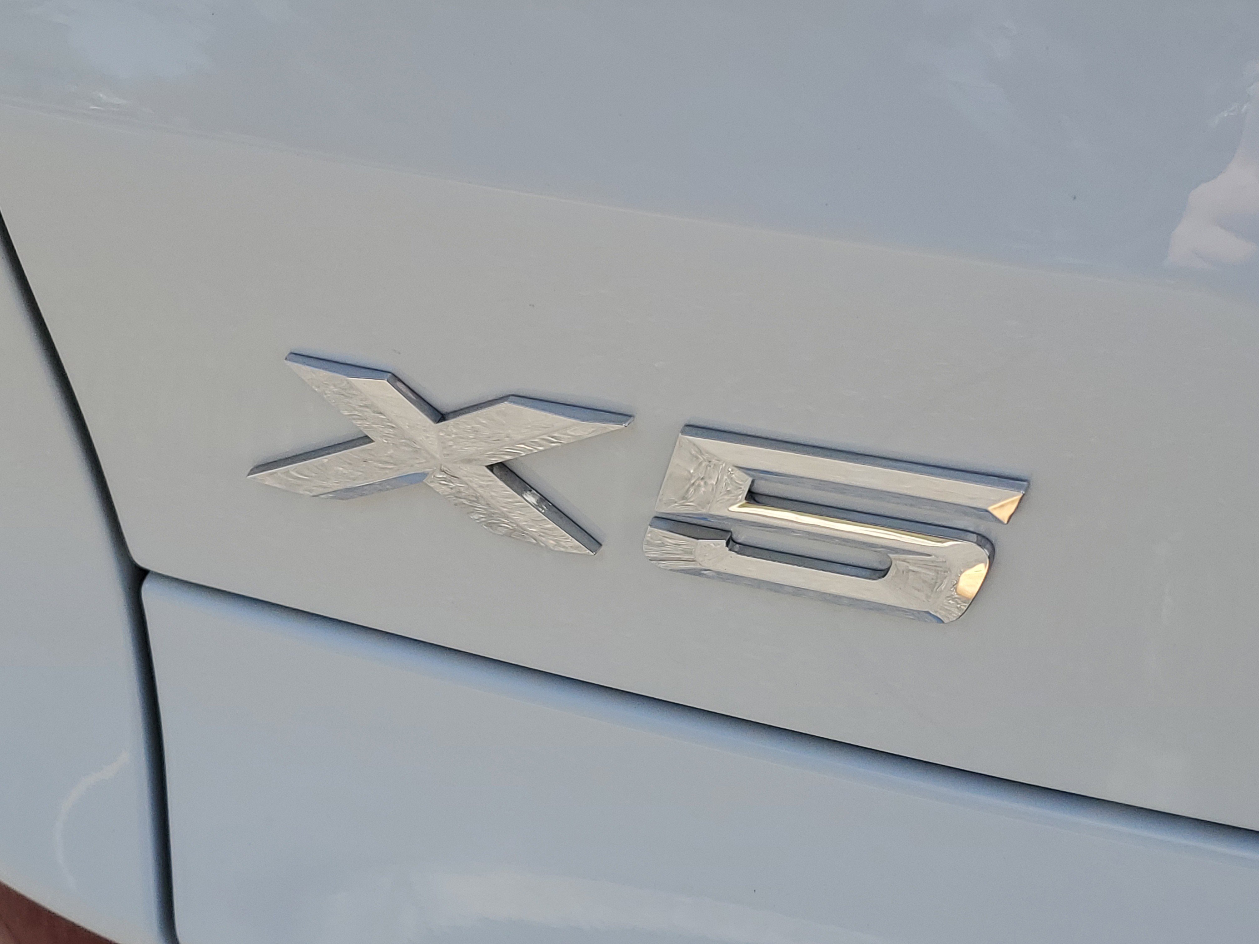 Used 2020 BMW X5 xDrive40i w/ M Sport Package image 30