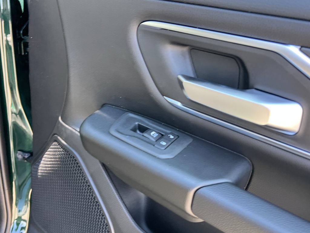 New 2026 RAM 1500 Big Horn AWD/4WD image 15