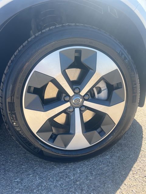 New 2026 Volvo XC40 B5 Plus w/ Protection Package Premier AWD/4WD image 28