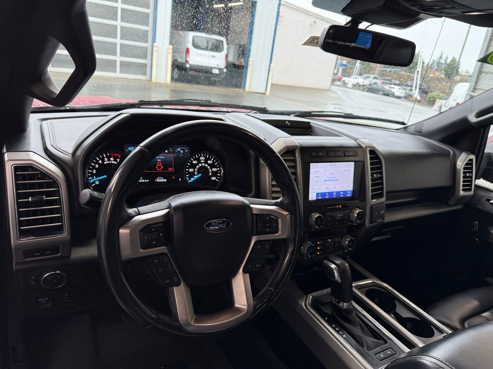 Used 2020 Ford F150 Platinum w/ Equipment Group 701A Luxury image 12