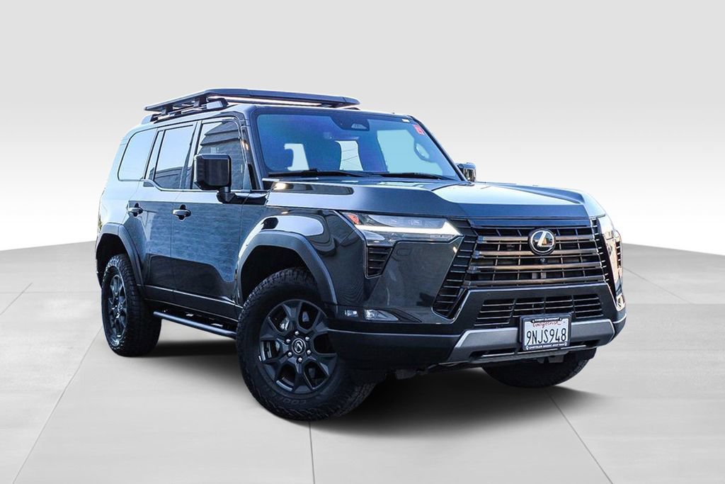 Used 2024 Lexus GX 550 AWD/4WD image 2