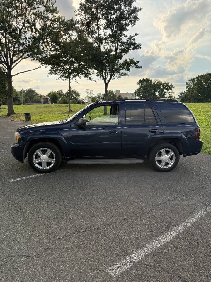 Used 2008 Chevrolet TrailBlazer 4WD image 4