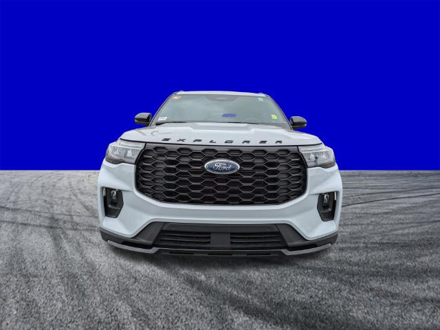 Used 2026 Ford Explorer ST-Line w/ ST-Line Street Pack RWD image 9