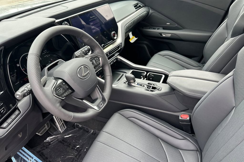 New 2026 Lexus TX 500h AWD image 10