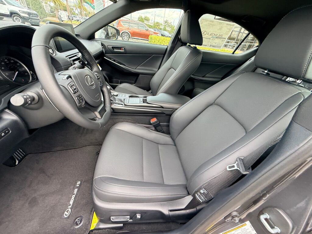 New 2025 Lexus IS 300 F Sport image 5