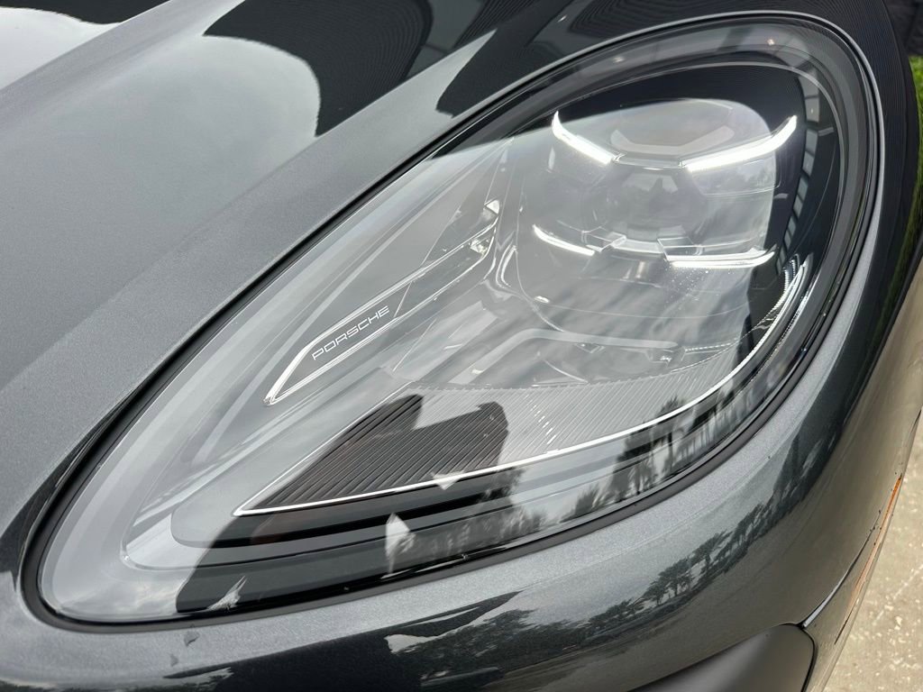 Used 2026 Porsche Macan S image 8