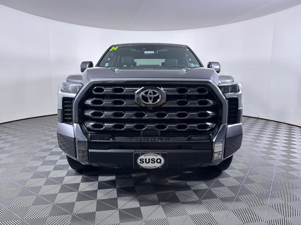 Used 2024 Toyota Tundra Platinum AWD/4WD image 2