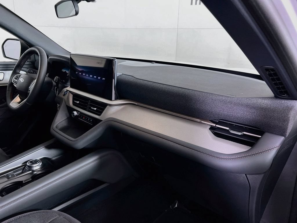 New 2027 Ford Explorer Active AWD/4WD image 30