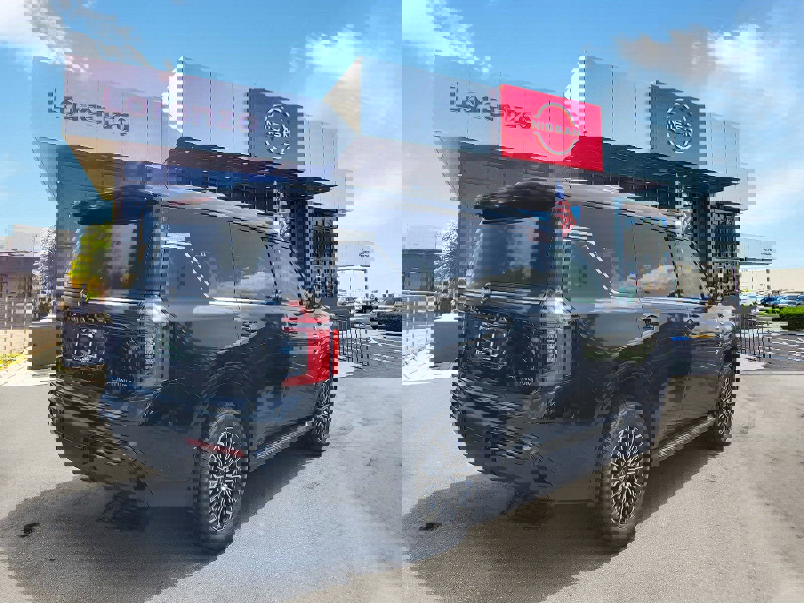 New 2025 Nissan Armada Platinum w/ Convenience Package image 4