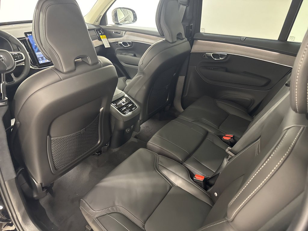 New 2026 Volvo XC90 B6 Ultra w/ Lounge Package AWD/4WD image 21