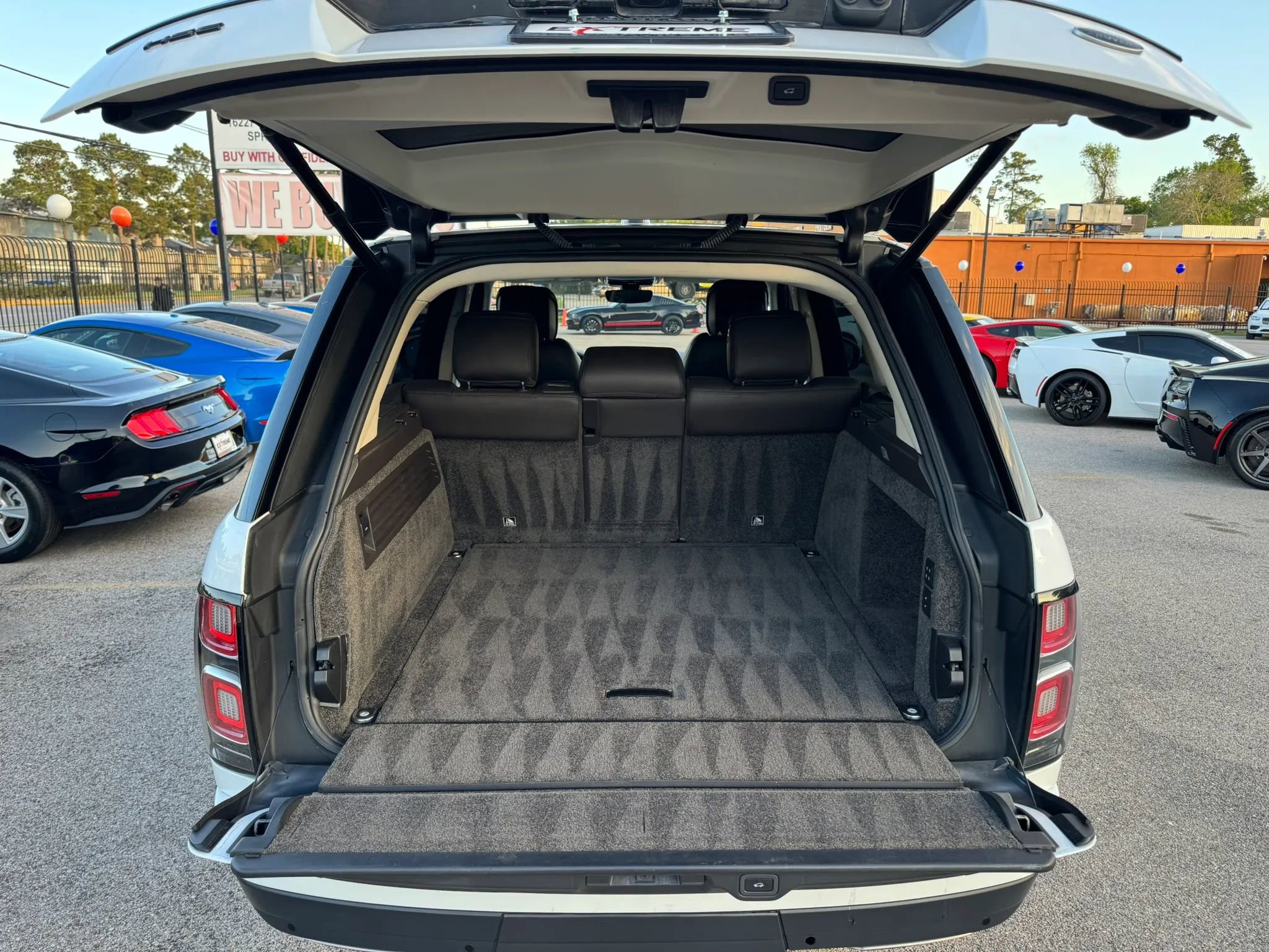 Used 2019 Land Rover Range Rover HSE AWD/4WD image 42