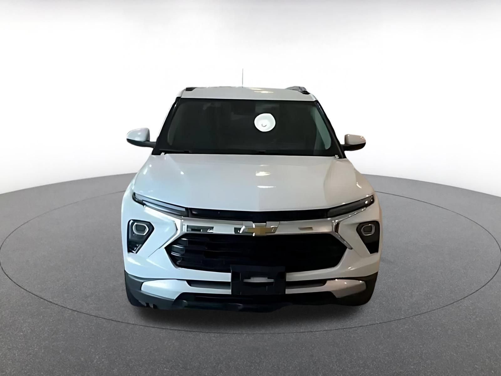 Used 2025 Chevrolet TrailBlazer LT FWD image 4