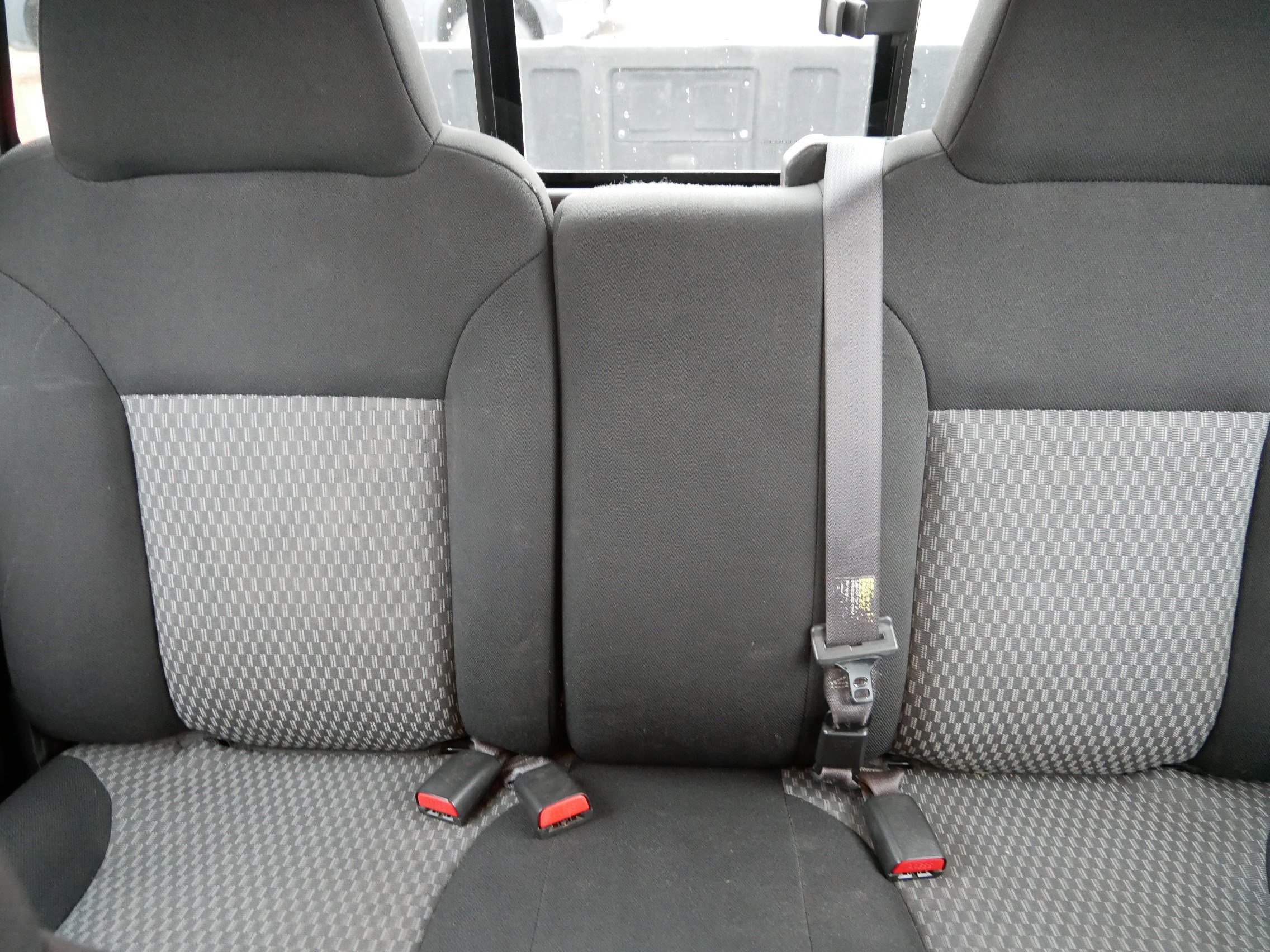 Used 2008 GMC Canyon SLE image 13