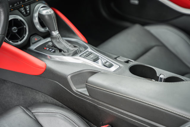 Used 2018 Chevrolet Camaro SS RWD image 39