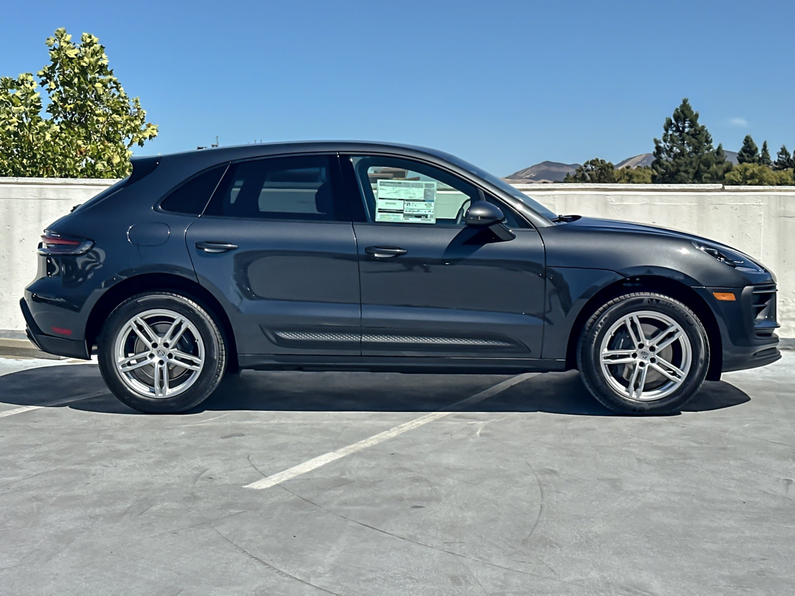 New 2026 Porsche Macan AWD/4WD image 10