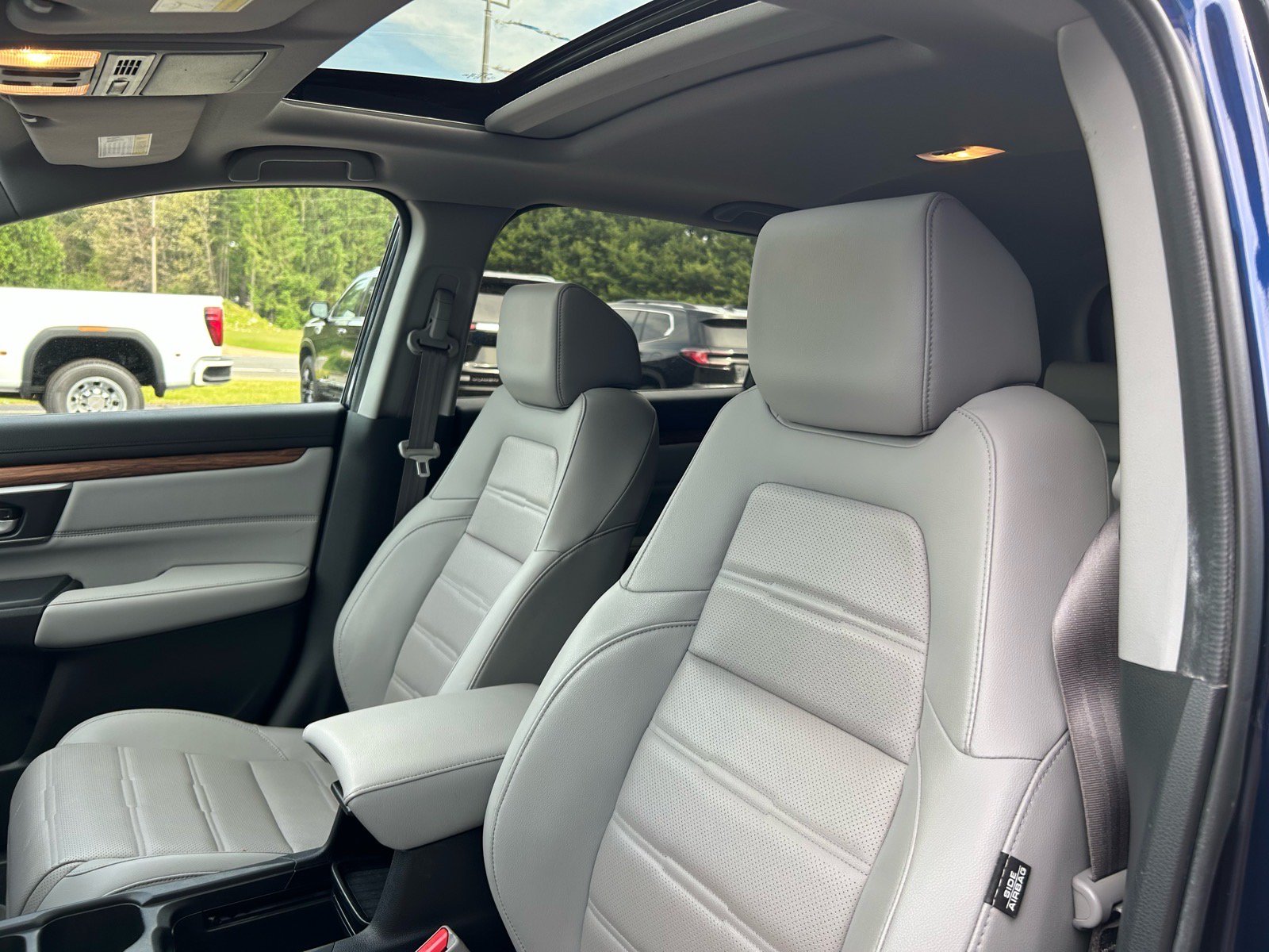 Used 2020 Honda CR-V EX-L image 11