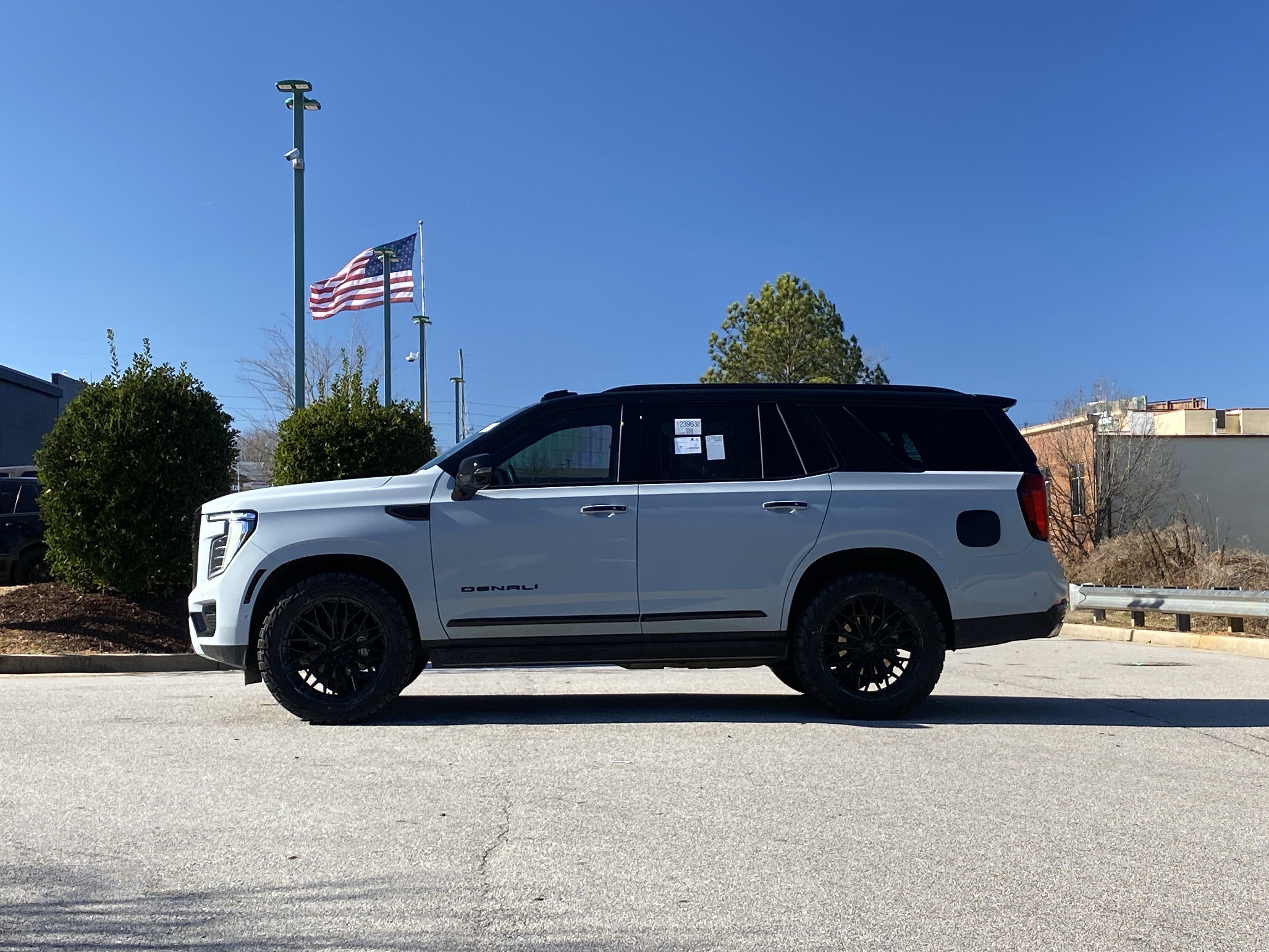 Used 2025 GMC Yukon Denali Ultimate image 14