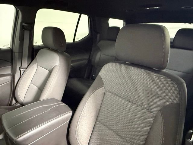 Used 2023 Chevrolet Traverse LT FWD image 30