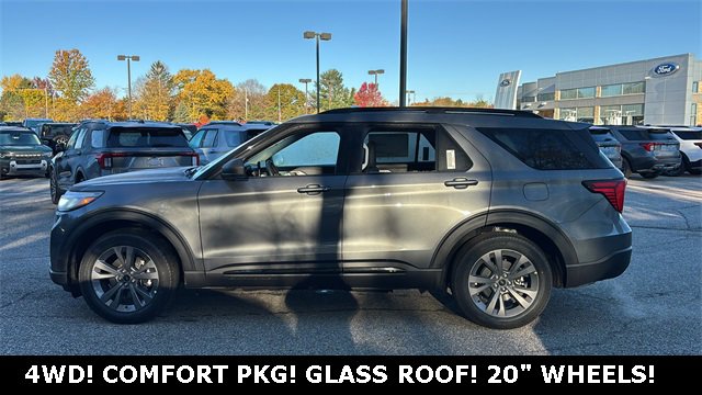 New 2026 Ford Explorer Active image 3