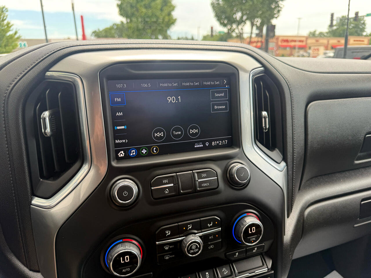 Used 2022 Chevrolet Silverado 3500 LT w/ Convenience Package image 14