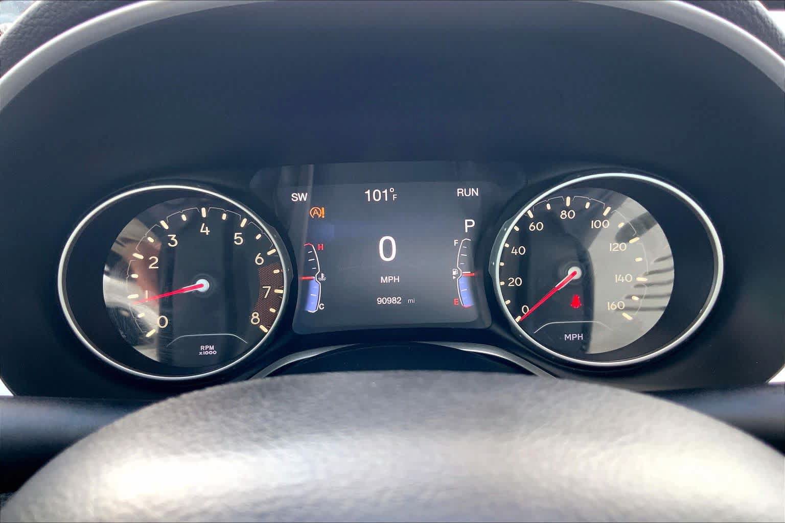 Used 2018 Jeep Compass Latitude w/ Popular Equipment Group FWD image 26
