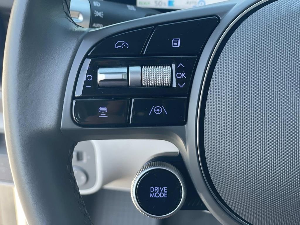 Used 2025 Hyundai Ioniq 6 SEL image 21