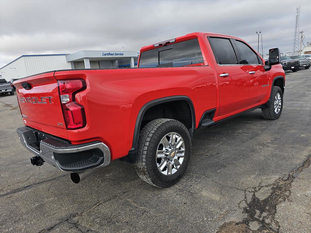 Used 2023 Chevrolet Silverado 3500 LTZ w/ LTZ Premium Package image 3