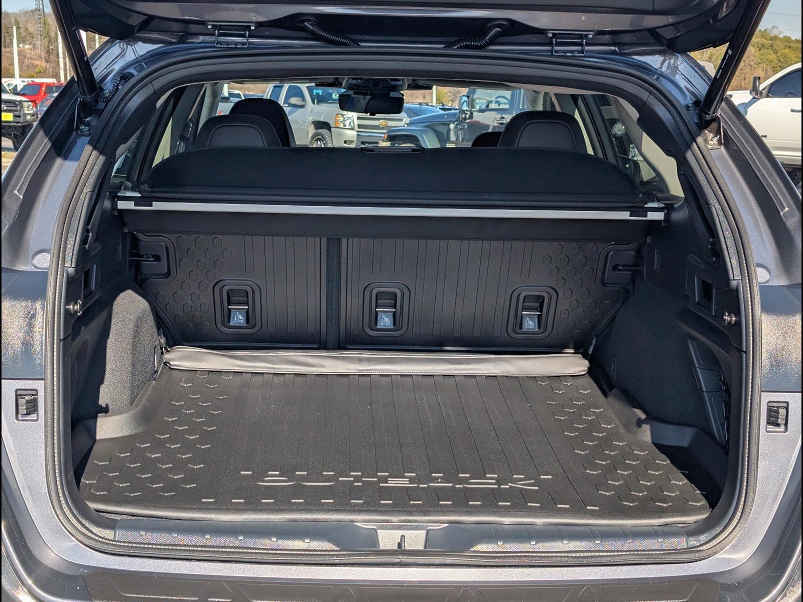 Used 2025 Subaru Outback Touring XT w/ Popular Package #2 image 19