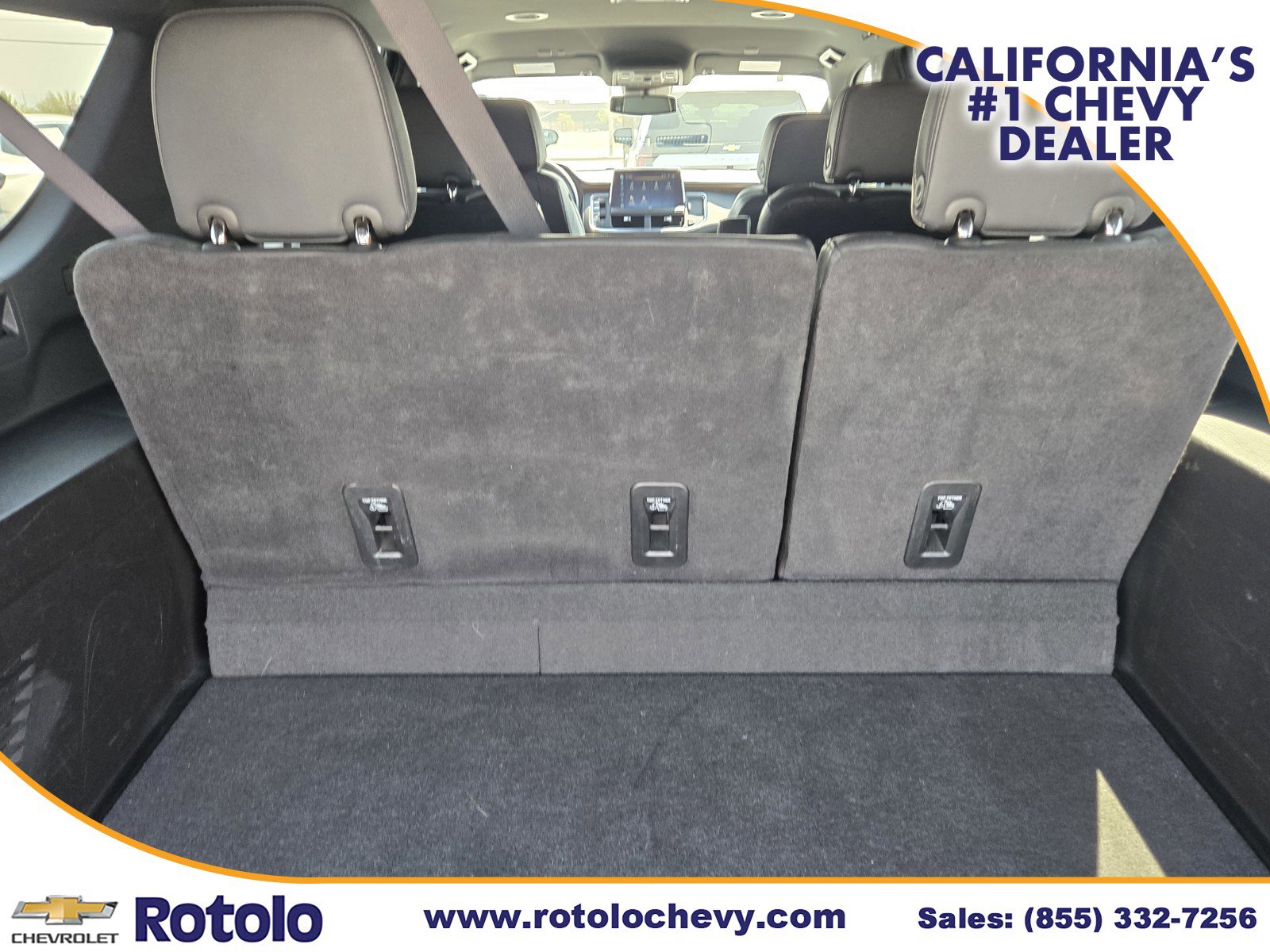 Used 2023 Chevrolet Suburban Premier image 15