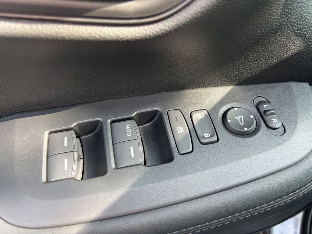 New 2026 Honda HR-V LX image 13
