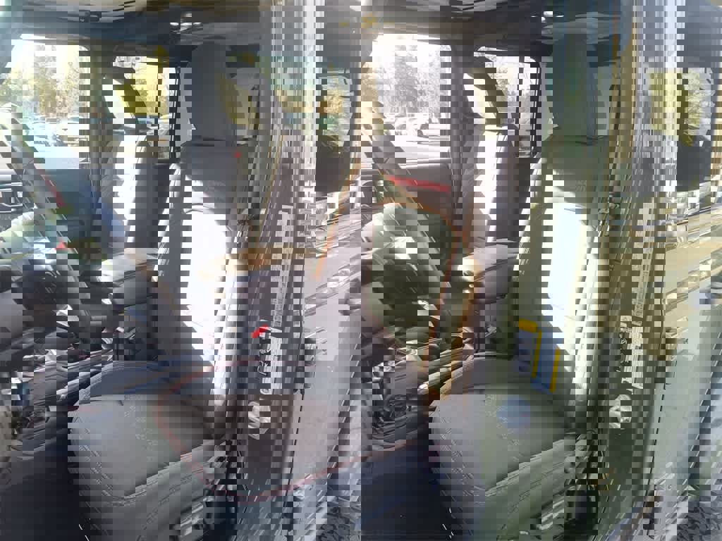 Used 2023 Jeep Wrangler Unlimited Rubicon w/ Cold Weather Group image 11