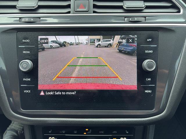 Certified 2024 Volkswagen Tiguan SE R-Line AWD/4WD image 21