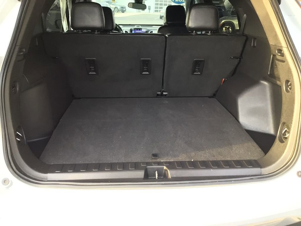 Used 2021 Chevrolet Equinox Premier image 14