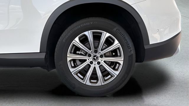 Used 2024 Mercedes-Benz GLC 300 4MATIC image 22