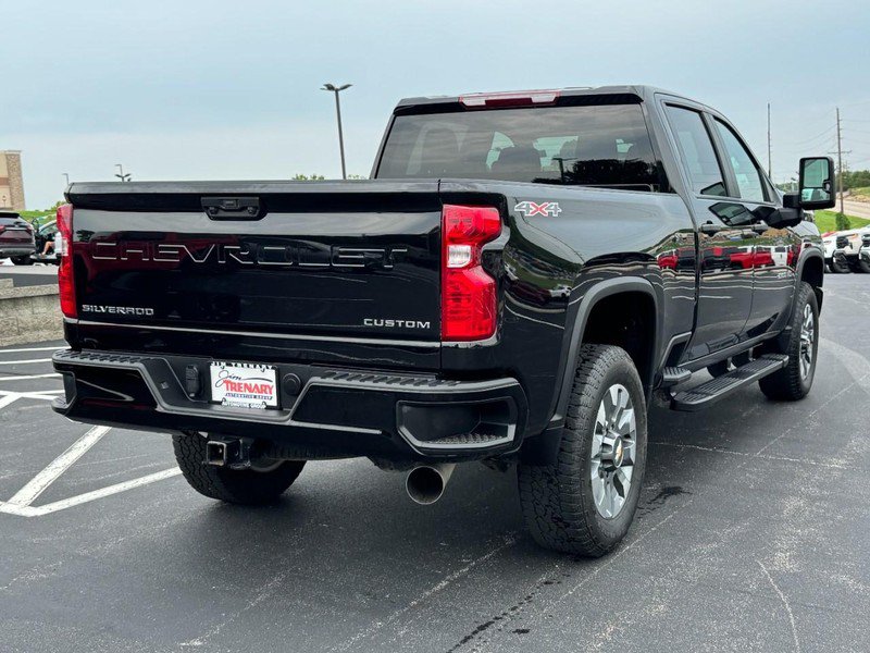 Used 2023 Chevrolet Silverado 2500 Custom w/ Custom Value Package AWD/4WD image 3