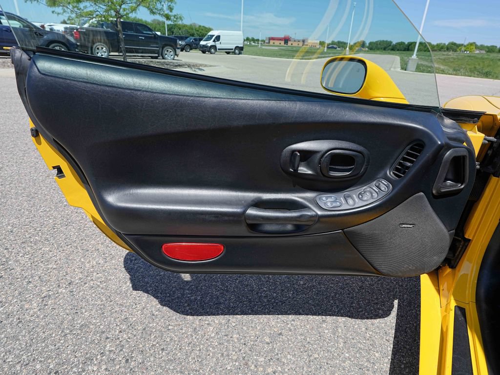 Used 2003 Chevrolet Corvette Z06 w/ Memory Package, 3 Drivers RWD image 19