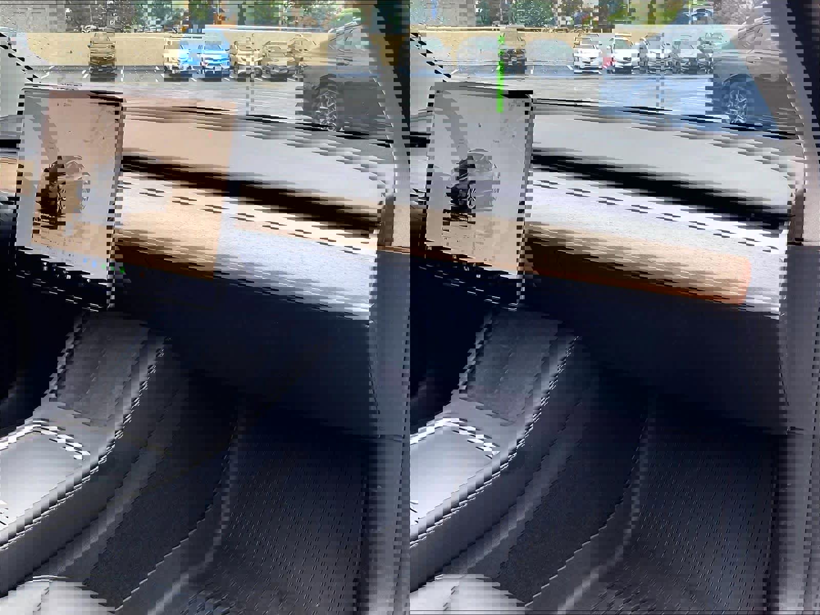 Used 2023 Tesla Model 3 Standard Range image 15