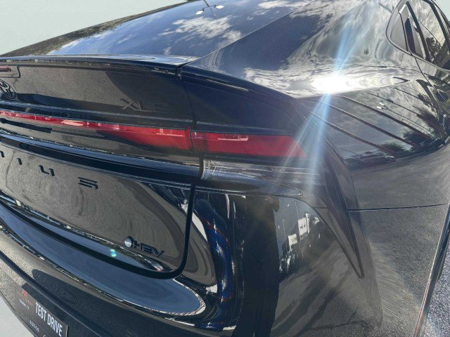 Used 2025 Toyota Prius image 13