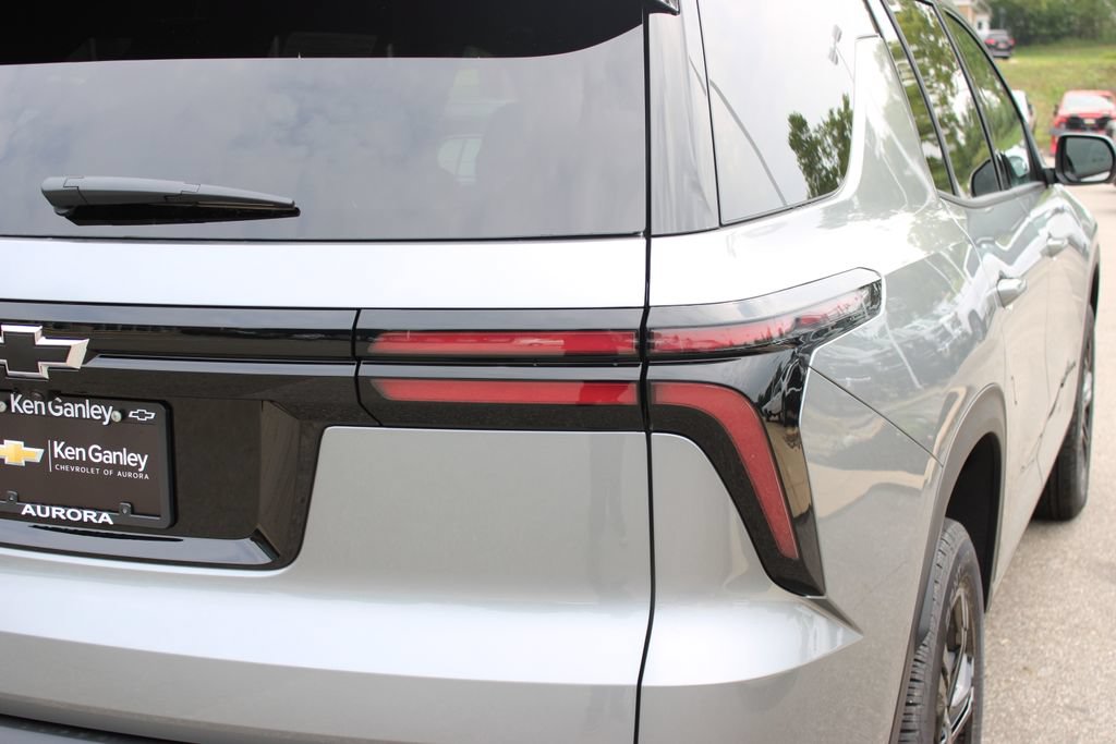New 2027 Chevrolet Traverse LT w/ Midnight/Sport Edition AWD/4WD image 34